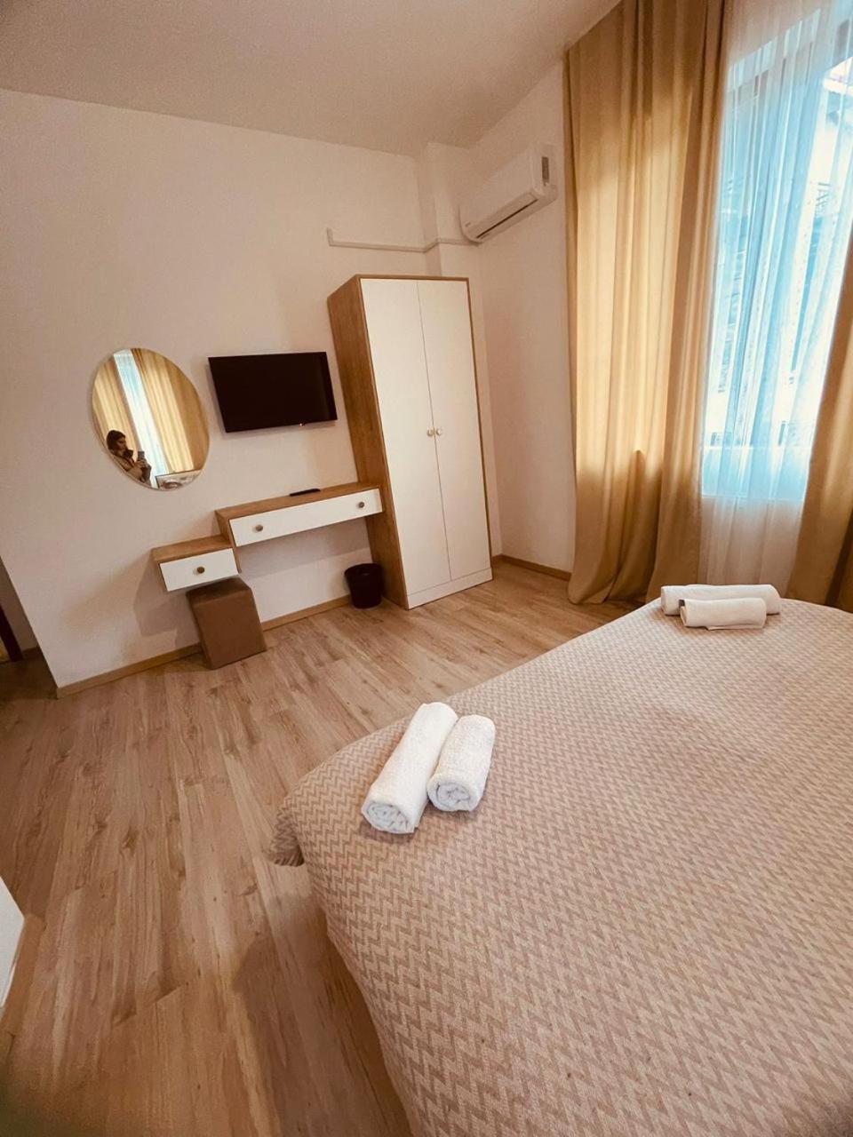 Myfamily Hotel Tbiliszi Kültér fotó