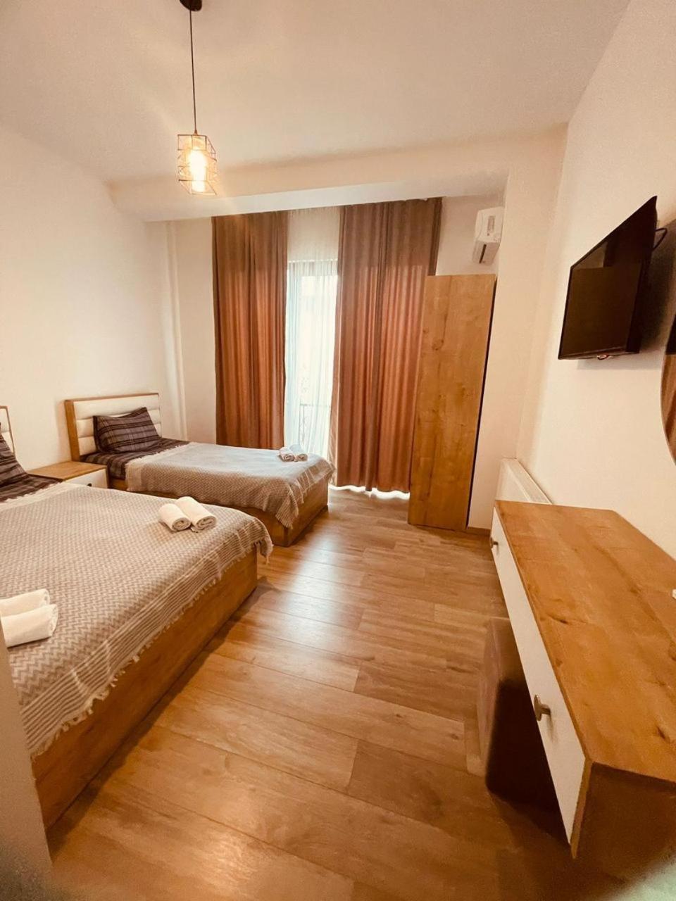 Myfamily Hotel Tbiliszi Kültér fotó